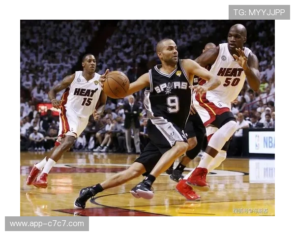 马刺深度阵容应对赛季挑战。