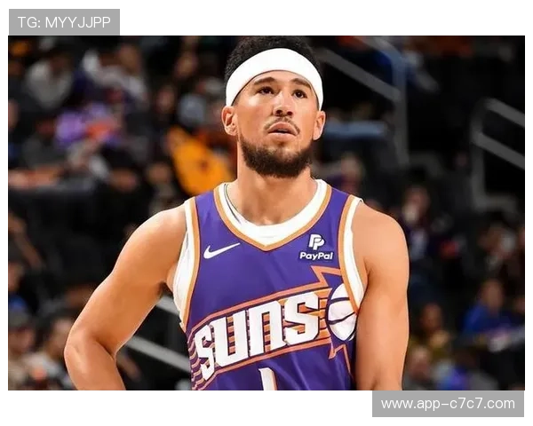 布克得分持续高效，太阳进攻全面依赖其表现